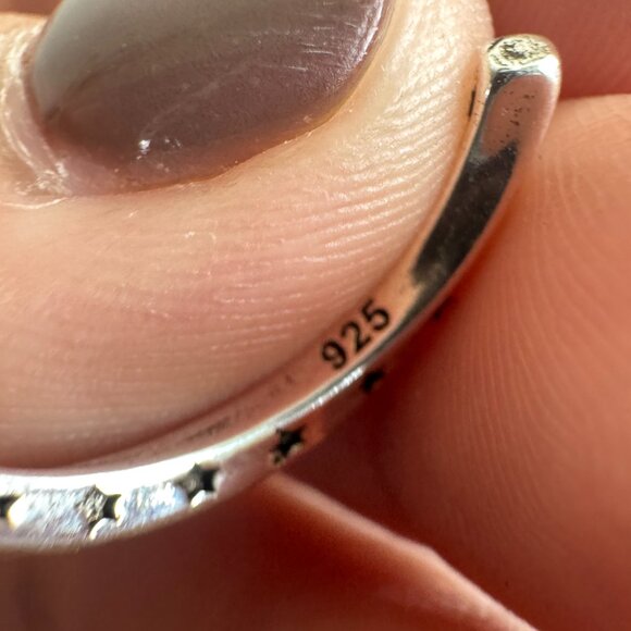 925 Sterling Silver Star Band Ring – Adjustable Open Design - Picture 5 of 6